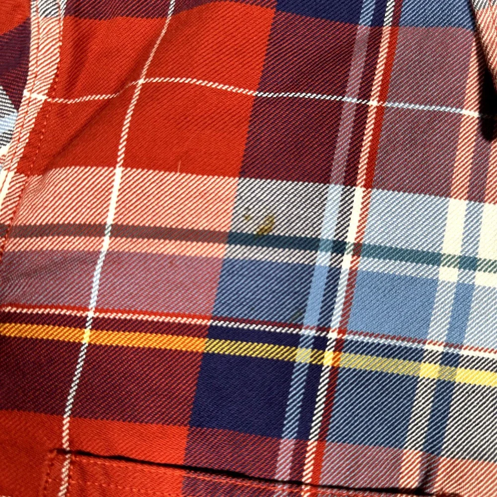 J Crew Shirt Mens Medium Red Plaid Blanket Button Up Casual Preppy Workwear Logo
